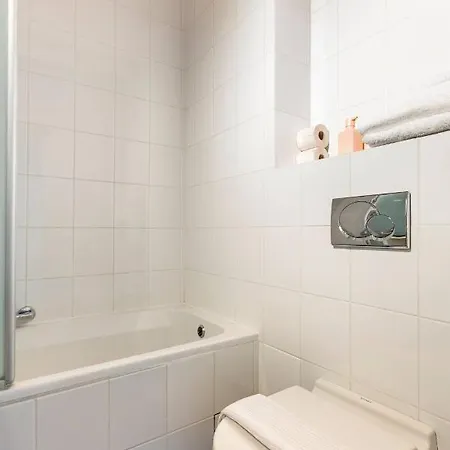 Riverview In Historical Heart Of Apartment *